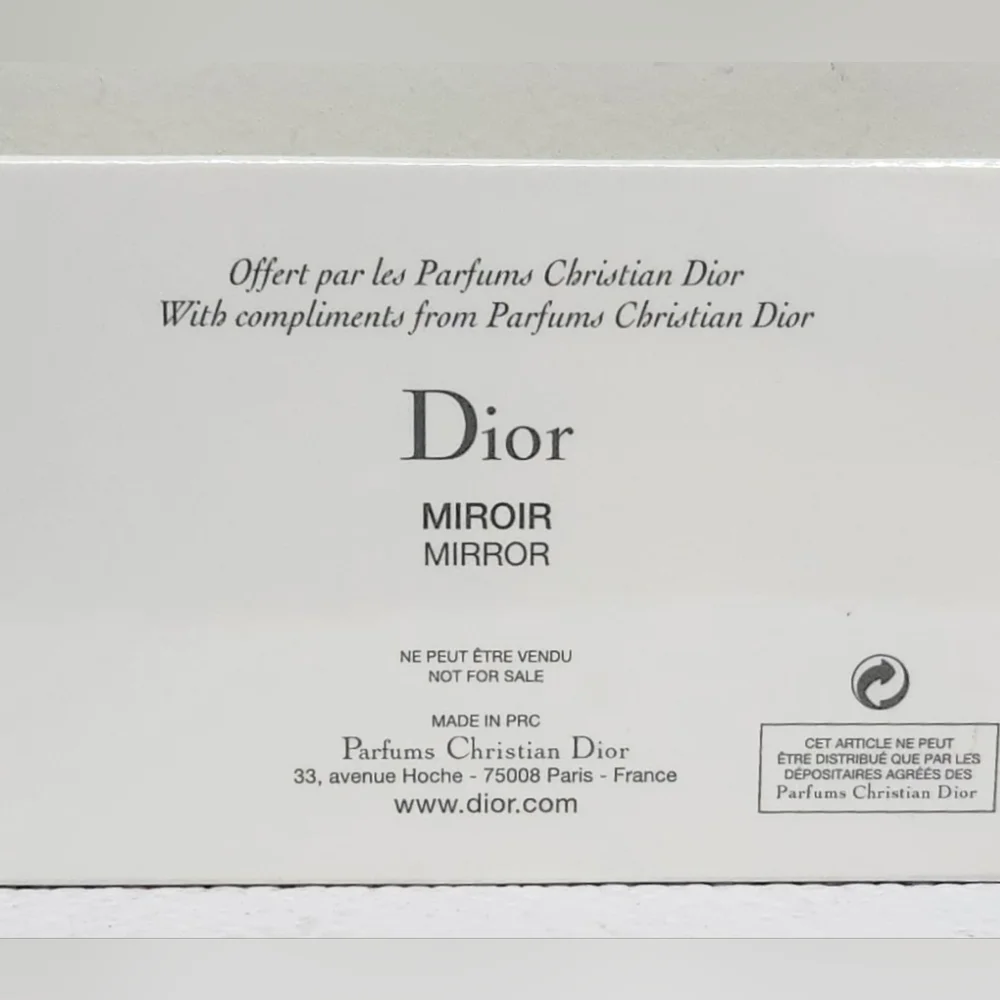 Dior Red Quilt Embossed Mirror NIB - Picture 9 of 10